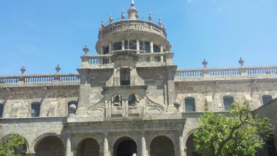 Instituto Cultural Cabanas